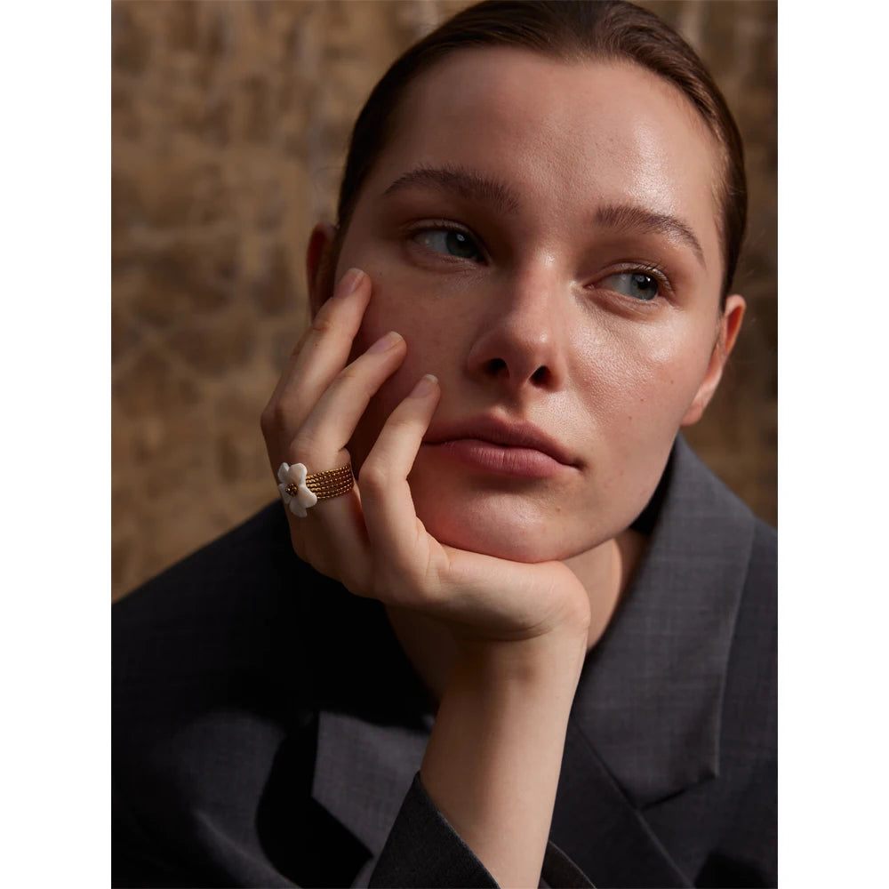 Pearl Bloom Gold Ring