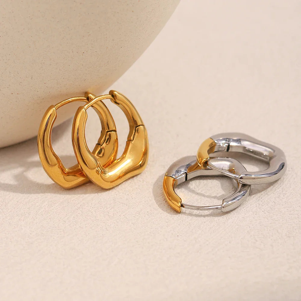 Nua Earrings