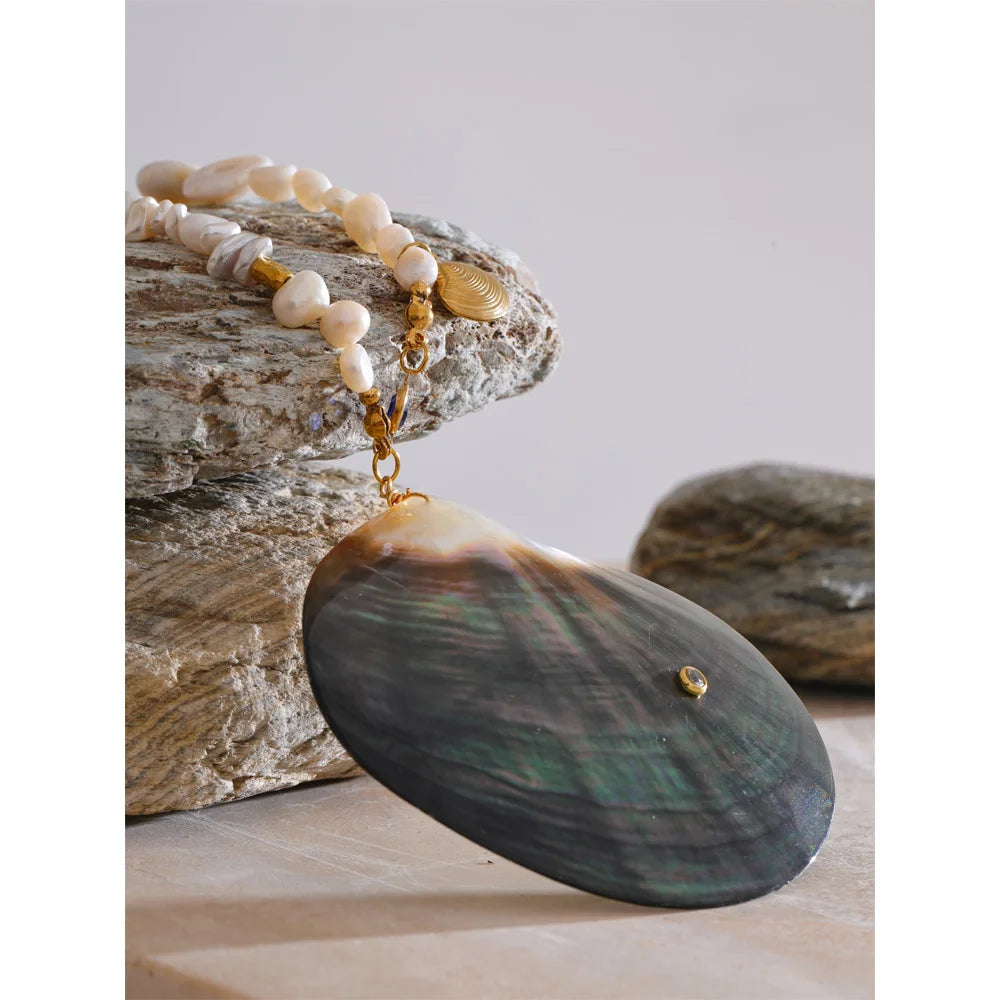 Ocean Pearl Shell Necklace