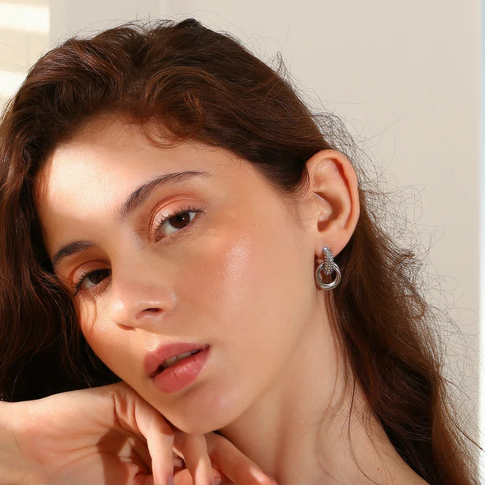 Sparkle Kiss Earrings