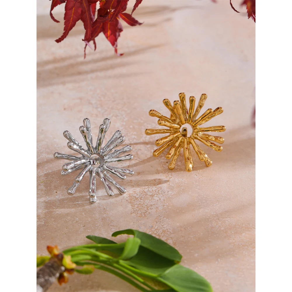 Gold Sunburst Sculptural Ring