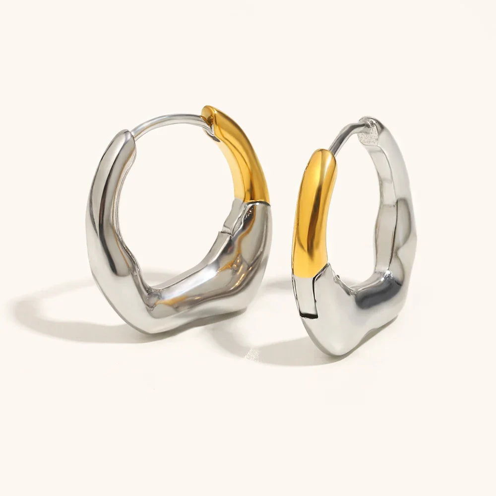 Nua Earrings