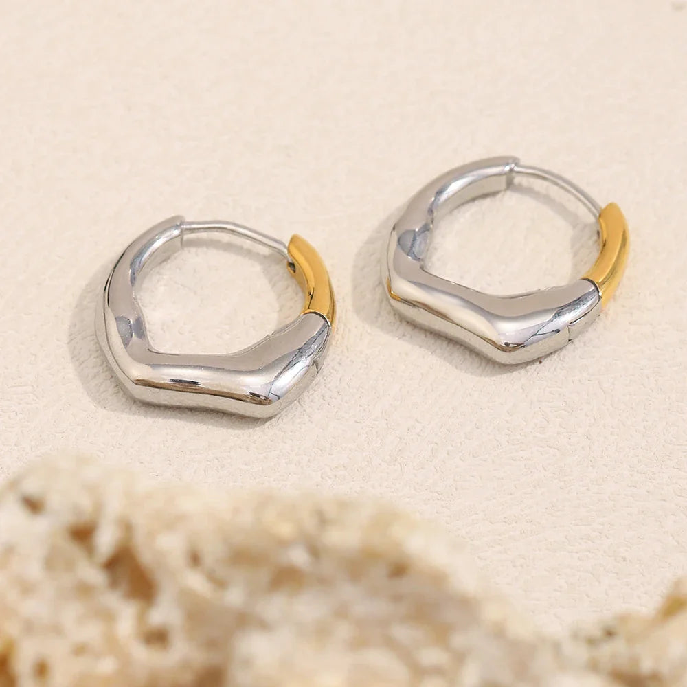 Nua Earrings