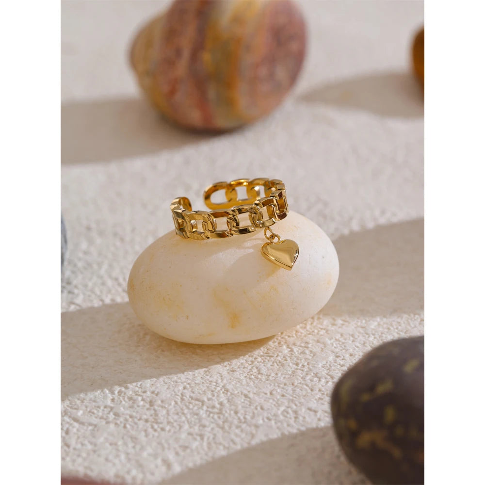Lina Gold Chain Ring