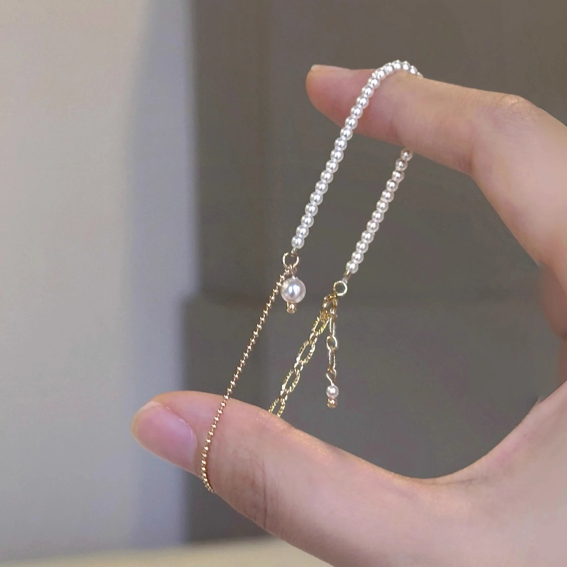 Luna Pearl Bracelet