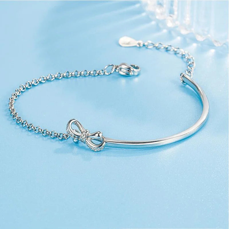 Bow Design Sense Of Advanced Semi-circle Light Luxury Diamond