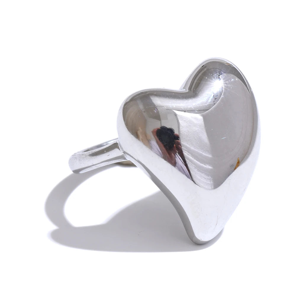 Sculpted Curve Oval Stone Ring