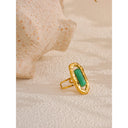 Ban Gold Frame Ring with Emerald-Green Stone
