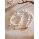 White Bloom Pearl Necklace