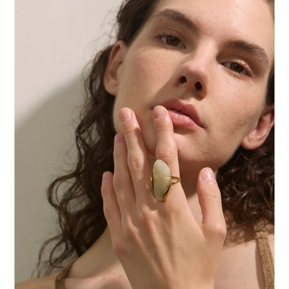 Aurea Drop Ring