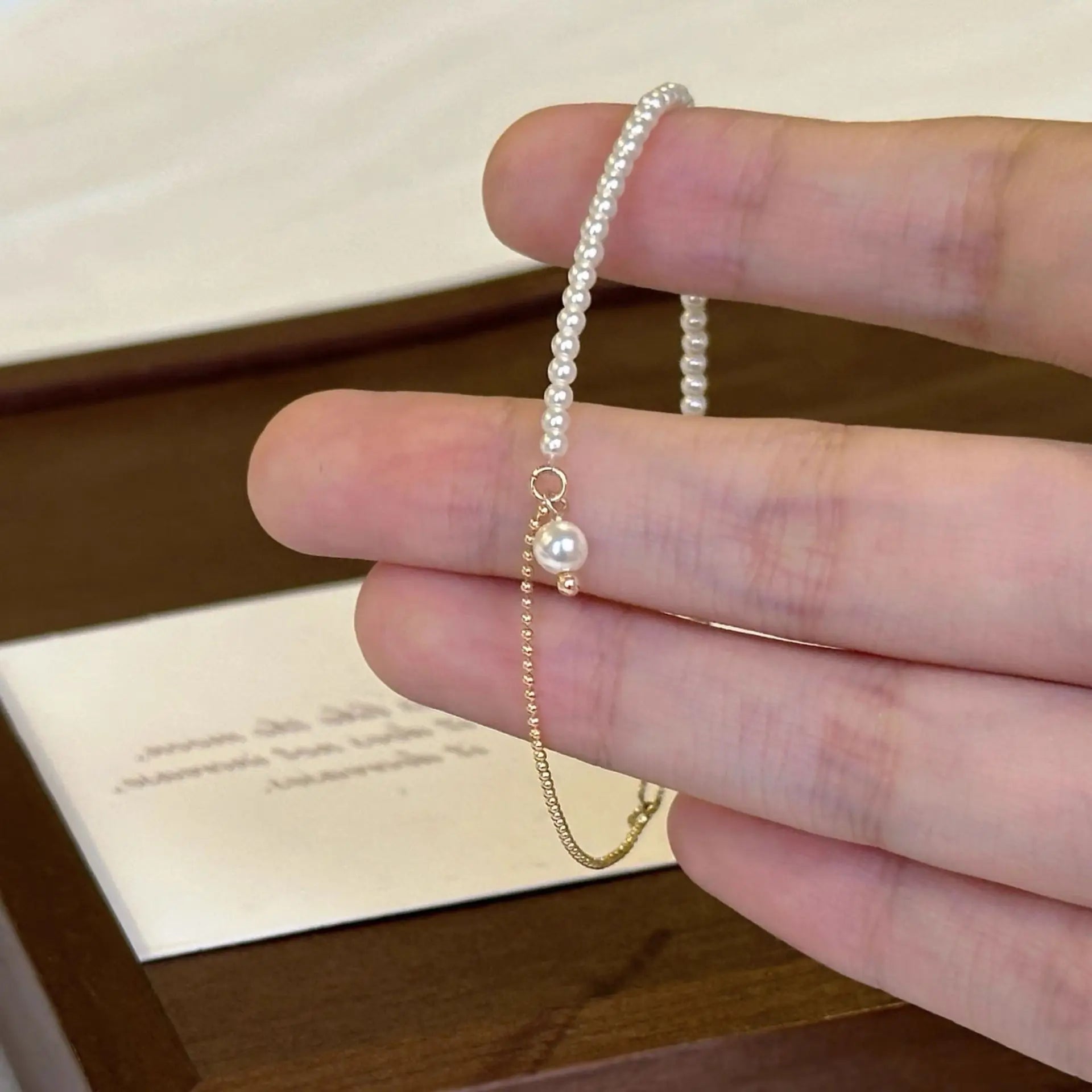 Luna Pearl Bracelet